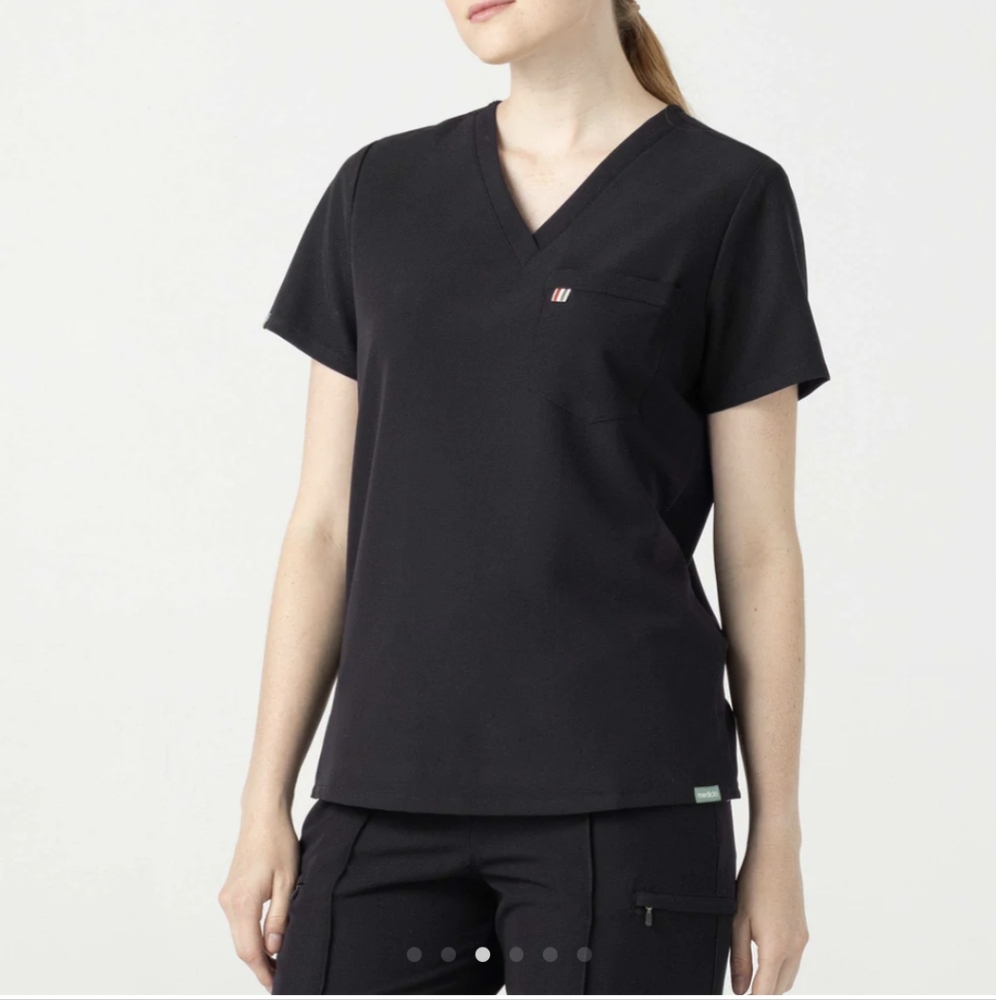 Mediclo FYSEL Sal‎ ‎Essential Scrub Top NWT Black XS recycled bottle